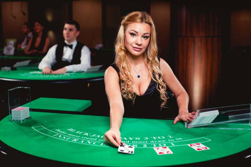 Cách Chia Bài Trong Blackjack Live Để Tăng Tỷ Lệ Thắng 1 Cách Chia Bài Trong Blackjack Live Để Tăng Tỷ Lệ Thắng