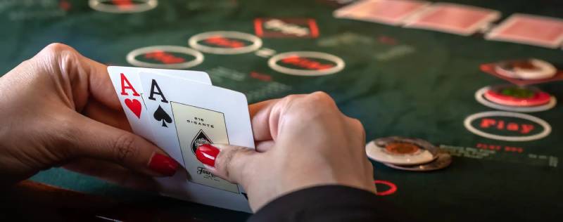 Cách Chọn Bài Trong Casino Hold’em Để Tăng Cơ Hội Thắng 5 Chiến thuật đọc đối thủ và nhịp cược