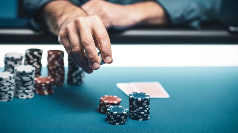 Mẹo Quản Lý Cược Trong Bet On Poker Để Không Mất Quá Nhiều Tiền 5 Tận dụng chiến thuật cược linh hoạt